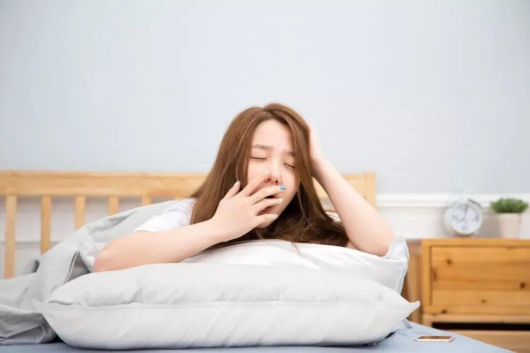 早起出現(xiàn)4個癥狀，提示你血壓升高了!